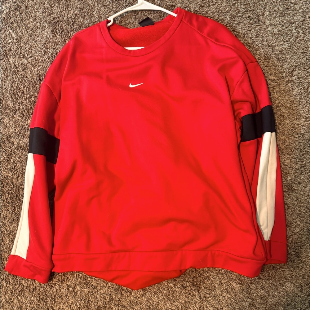 Nike sweater new without tags